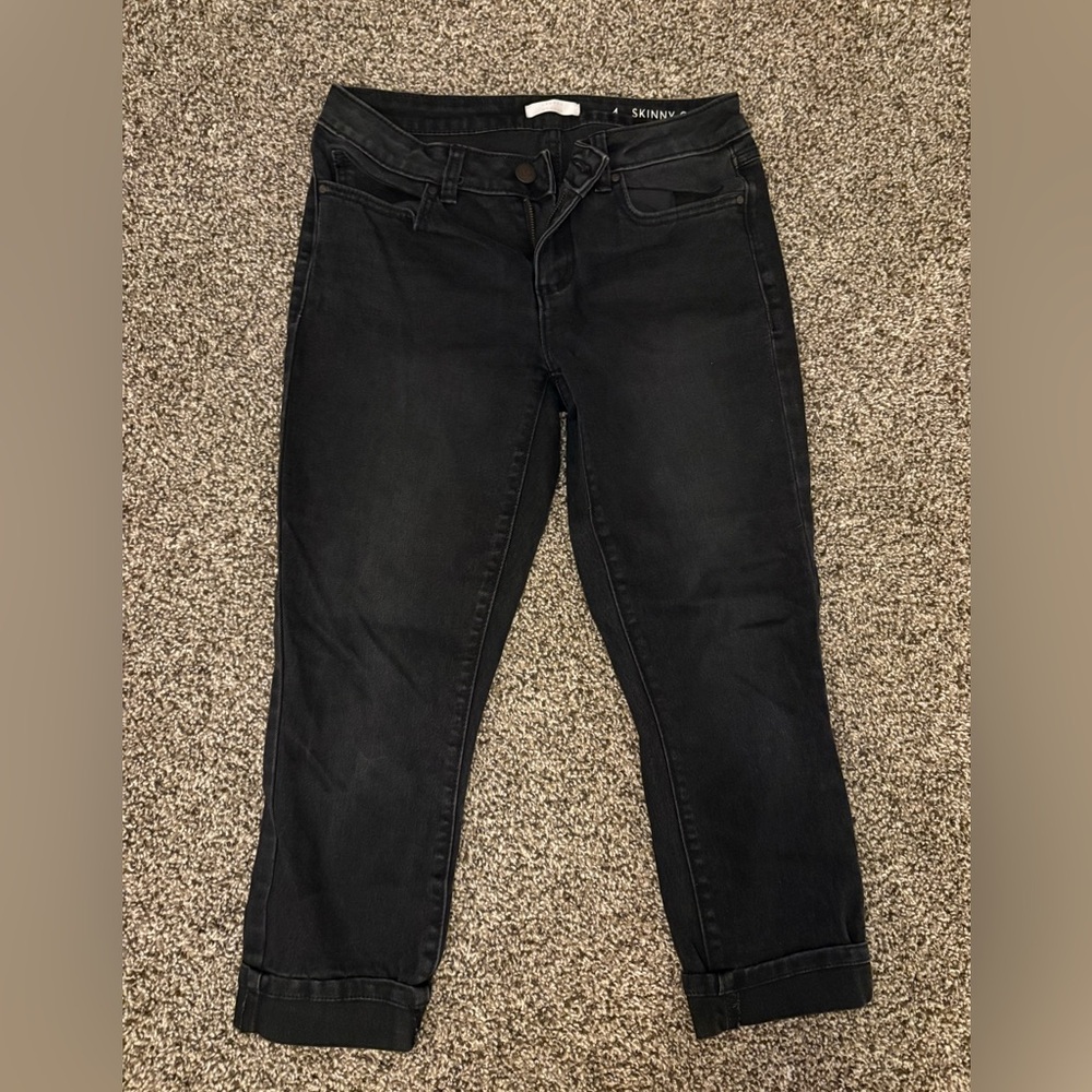 Lauren Conrad Size 4 Black Skinny Capri